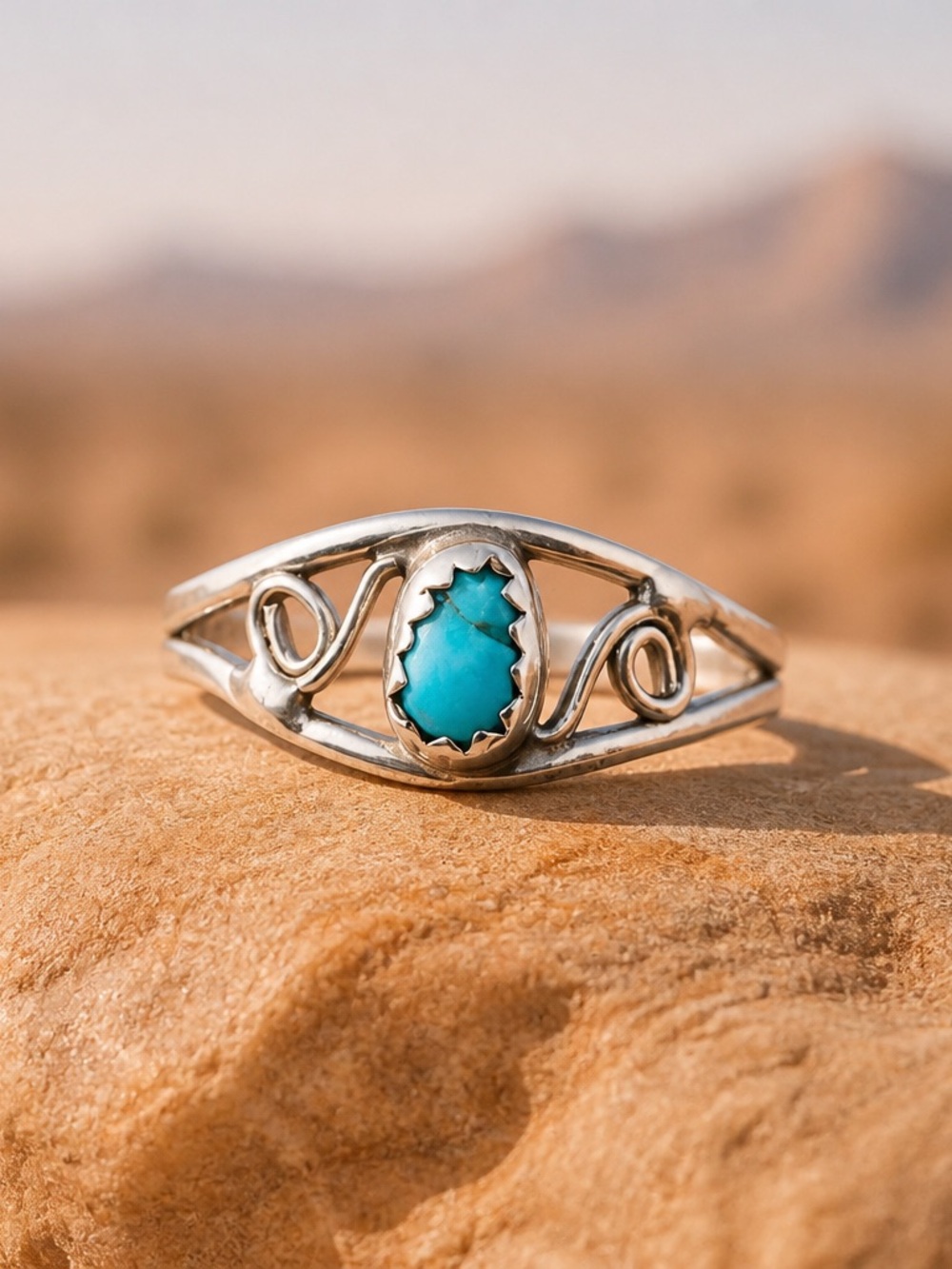 Size. 7.5 Turquoise Blue 925 Sterling Silver Ring Teardrop Ring